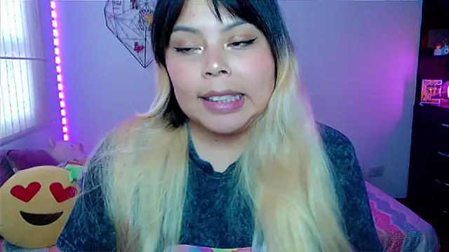 EllieMoonX online show from 04-16-26, 10:12