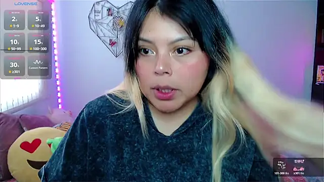 EllieMoonX online show from 04-22-26, 10:22