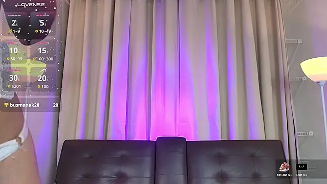 sofi lane  online show from 10-27-25, 01:26