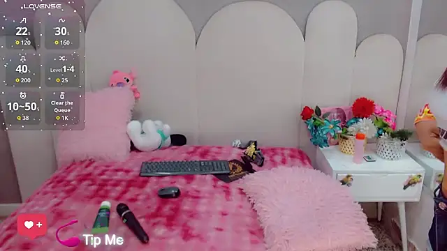 party girl skiny online show from 06-15-26, 09:22