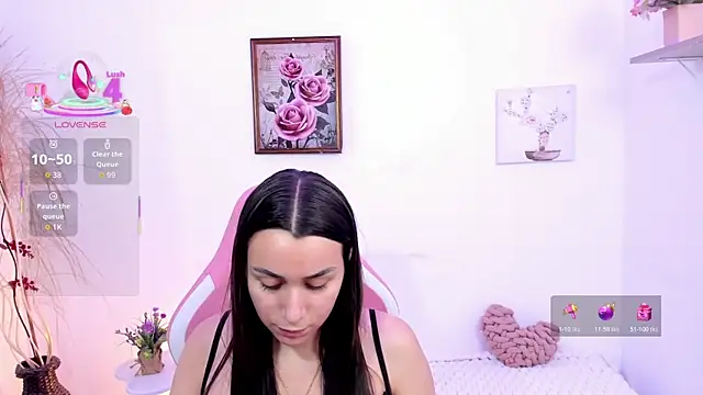 Snapshot of EmmaMyers1 chatting on 06-26-26, 09:52 EmmaMyers1 online show from 06-26-26, 09:52
