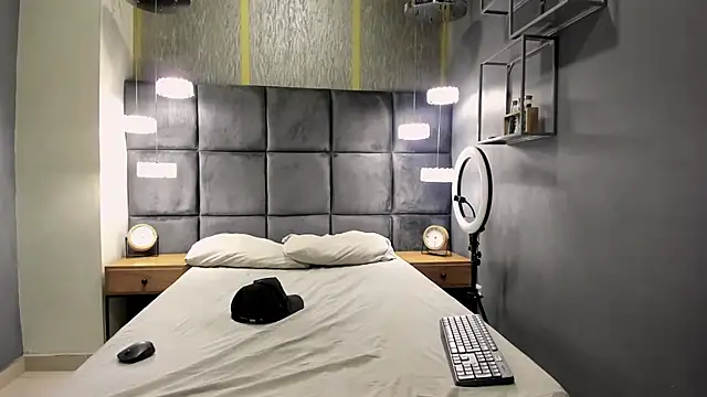 MorenitoDigno online show from 10-16-25, 06:53