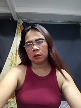 Snapshot of erma_joy chatting on 04-25-26, 12:13 erma joy online show from 04-25-26, 12:13