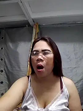 Snapshot of erma_joy chatting on 05-05-26, 09:56 erma joy online show from 05-05-26, 09:56