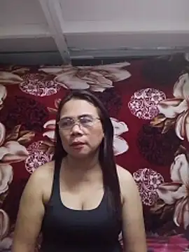Snapshot of erma_joy chatting on 05-18-26, 12:51 erma joy online show from 05-18-26, 12:51