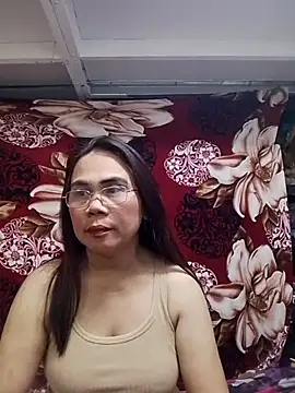 Snapshot of erma_joy chatting on 05-20-26, 02:29 erma joy online show from 05-20-26, 02:29