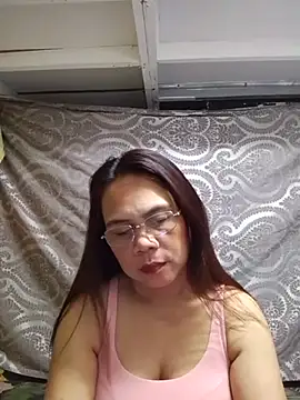 Snapshot of erma_joy chatting on 06-03-26, 02:19 erma joy online show from 06-03-26, 02:19