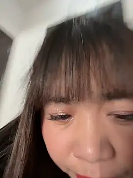 weiww1995 online show from 12-17-25, 02:17