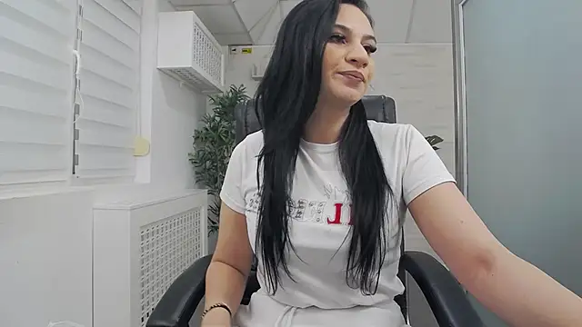 YaraXCox online show from 04-23-26, 03:30