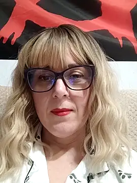 Amelialove42 online show from 03-12-26, 02:23