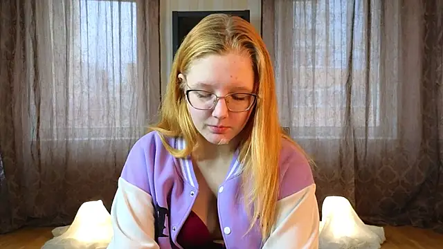 AlinaAldrete online show from 11-08-25, 08:03