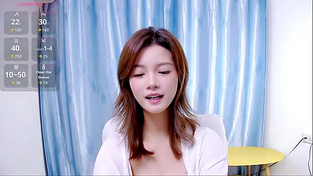 Snapshot of niannian6373 chatting on 10-15-25, 02:28 niannian6373 online show from 10-15-25, 02:28