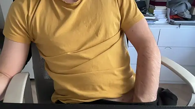 Snapshot of matrixx_9 chatting on 03-17-26, 01:47 matrixx 9 online show from 03-17-26, 01:47