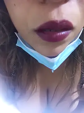 Snapshot of FATIFATIMOROC chatting on 11-28-25, 09:01 FATIFATIMOROC online show from 11-28-25, 09:01