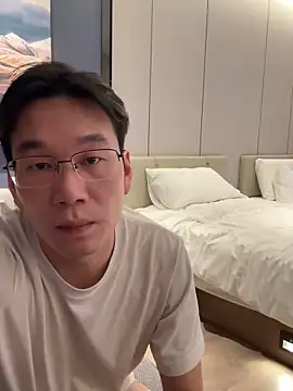 zhenzhen666 online show from 11-09-25, 01:42