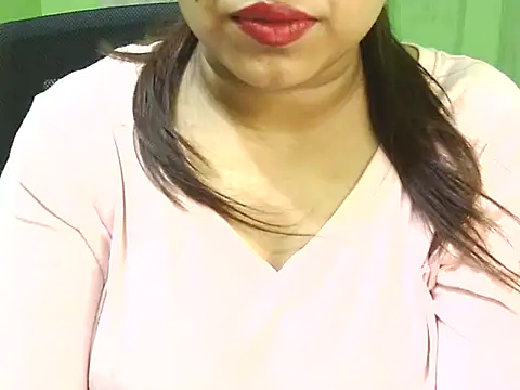 Snapshot of Kiara_pari chatting on 10-19-25, 09:59 Kiara pari online show from 10-19-25, 09:59