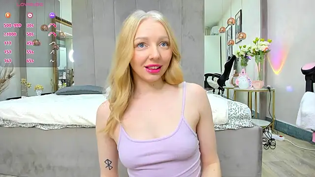 SundyRose online show from 11-25-25, 08:31