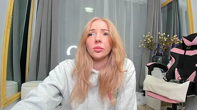 Snapshot of SundyRose chatting on 01-17-26, 09:29 SundyRose online show from 01-17-26, 09:29