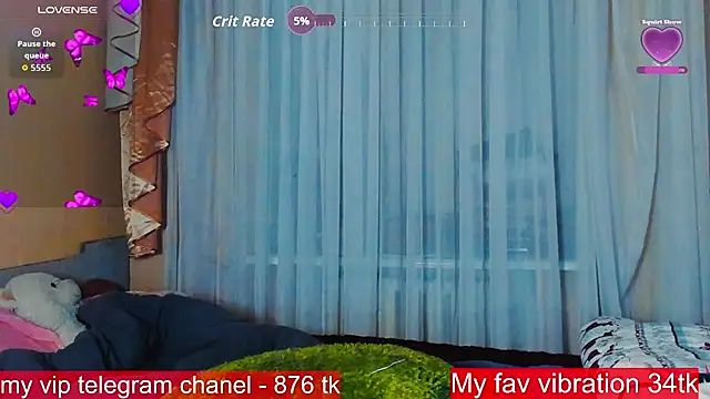 ArianaLight online show from 11-16-25, 05:51