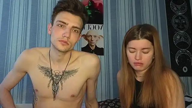 EmiliaCouple online show from 04-08-26, 07:52