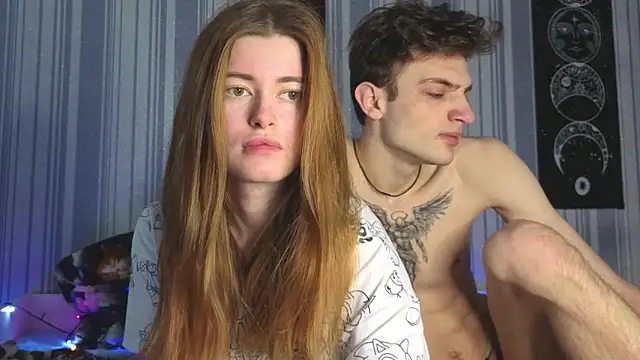 EmiliaCouple online show from 04-21-26, 12:22