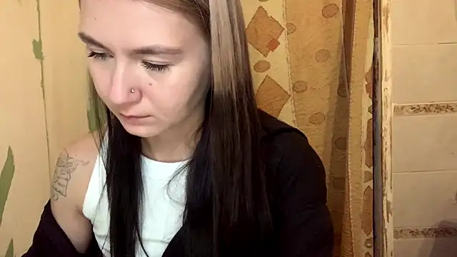 ArianeBhayani online show from 10-21-25, 09:26