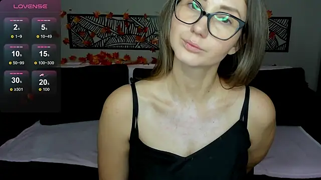 NikkiKiss   online show from 11-02-25, 02:25