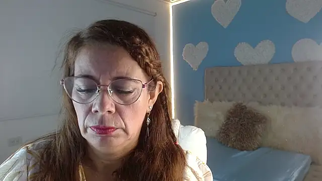 channelsmith 55 online show from 04-18-26, 01:48