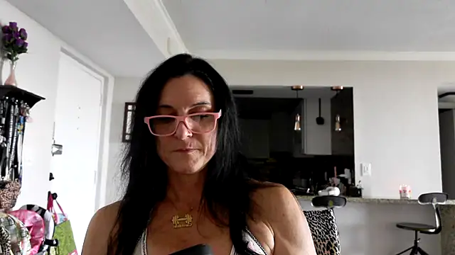 Snapshot of carothepro chatting on 10-30-25, 04:08 carothepro online show from 10-30-25, 04:08