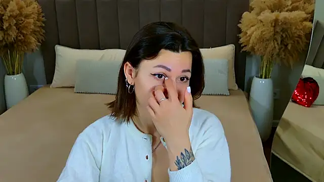 EdenSolis online show from 04-02-26, 08:56