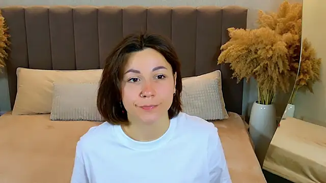 Snapshot of EdenSolis chatting on 05-16-26, 10:01 EdenSolis online show from 05-16-26, 10:01