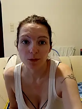 labellerose online show from 04-16-26, 06:52