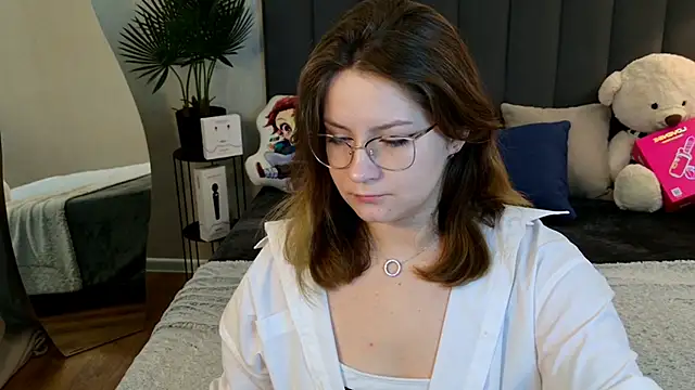 Snapshot of Briarx chatting on 02-06-26, 10:35 Briarx online show from 02-06-26, 10:35