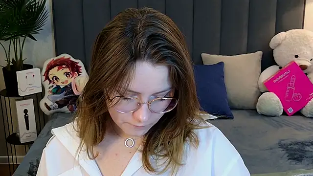 Snapshot of Briarx chatting on 02-17-26, 10:27 Briarx online show from 02-17-26, 10:27