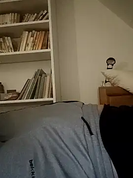 Snapshot of Alexszader36 chatting on 10-11-25, 08:40 Alexszader36 online show from 10-11-25, 08:40