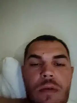 Snapshot of Alexszader36 chatting on 10-14-25, 07:58 Alexszader36 online show from 10-14-25, 07:58