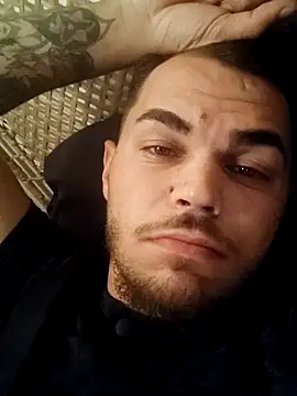 Snapshot of Alexszader36 chatting on 11-18-25, 09:41 Alexszader36 online show from 11-18-25, 09:41