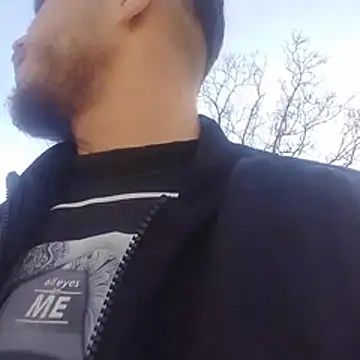 Snapshot of Alexszader36 chatting on 02-08-26, 01:47 Alexszader36 online show from 02-08-26, 01:47