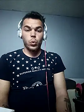 Snapshot of Alexszader36 chatting on 03-13-26, 08:48 Alexszader36 online show from 03-13-26, 08:48