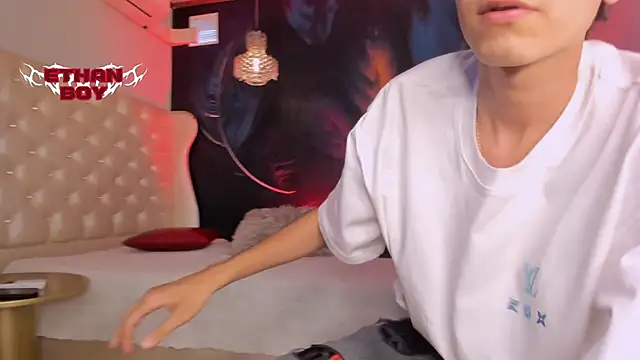 Ethan Boy  online show from 01-05-26, 07:06