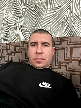 AronMode online show from 11-22-25, 10:47