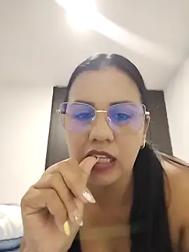 Candy-Samanthy online show from 10-25-25, 01:46