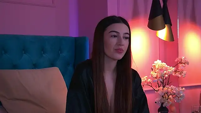 Snapshot of TaliaMorenne chatting on 10-24-25, 04:47 TaliaMorenne online show from 10-24-25, 04:47