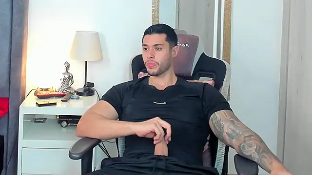 Ken mailik1 online show from 03-10-26, 09:42