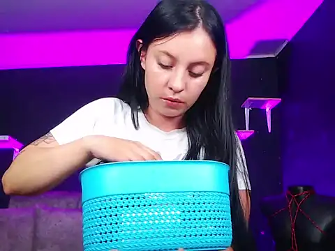 Liastark online show from 11-30-25, 10:58