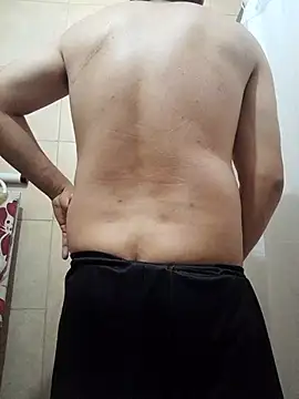 Ezeaxl online show from 04-18-26, 06:34