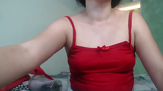 Renata Rivas online show from 05-13-26, 03:48