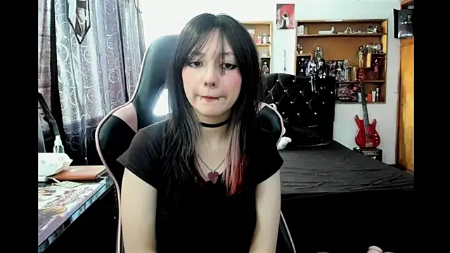 Maki Zein  online show from 01-18-26, 07:06