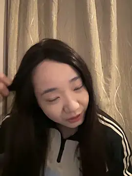 Snapshot of _xiaoniaojiang chatting on 10-19-25, 12:17 xiaoniaojiang online show from 10-19-25, 12:17