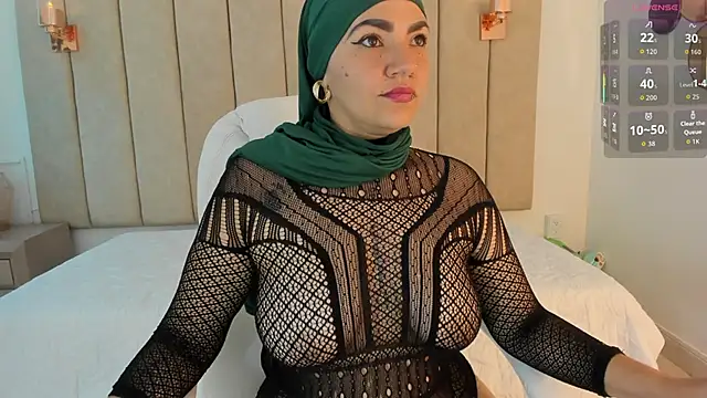  naylaa  online show from 12-23-25, 03:37